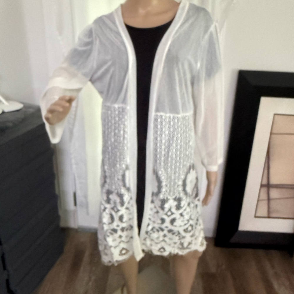 Elegant White Lace Cardigan